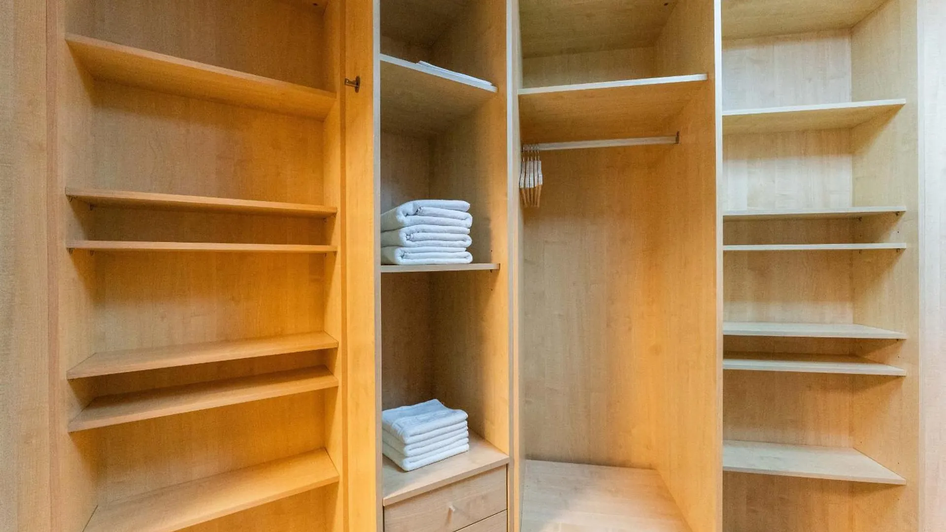 2 Bed Plus Maids In Abu Keibal 1 Shoerline By Pk H Apartment Dubai United Arab Emirates